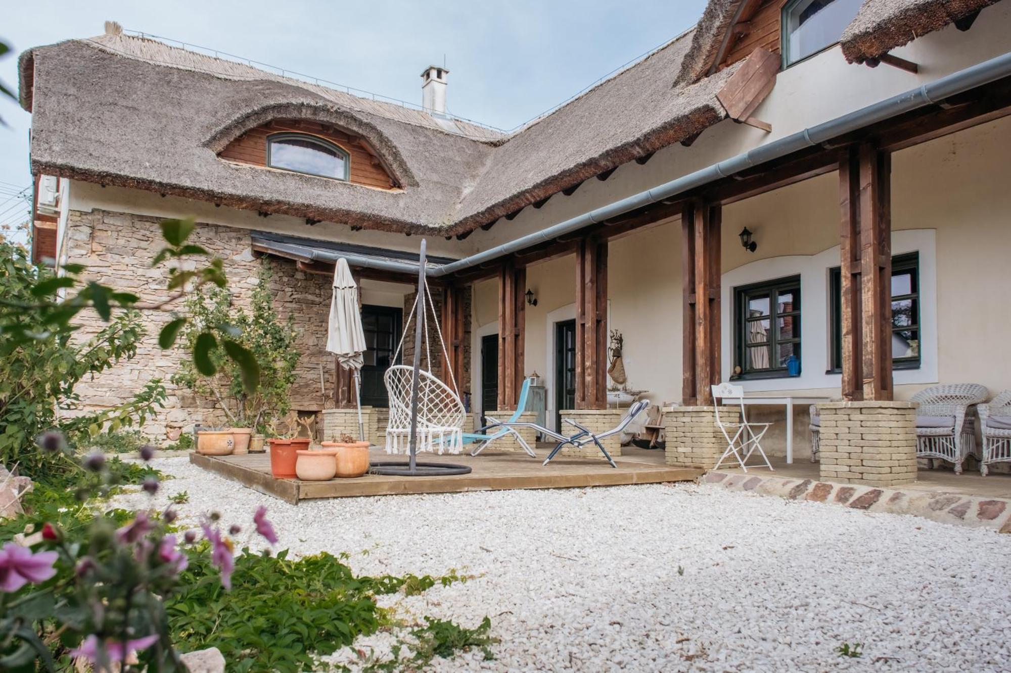 Cselling Udvarhaz Revfulop Bagian luar foto